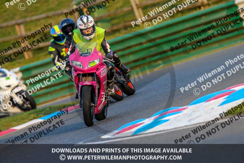 PJM Wedding Photography;enduro digital images;event digital images;eventdigitalimages;mallory park;mallory park photographs;mallory park trackday;mallory park trackday photographs;no limits trackdays;peter wileman photography;racing digital images;trackday digital images;trackday photos